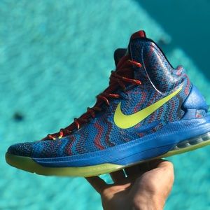 NIKE KD V “CHRISTMAS”